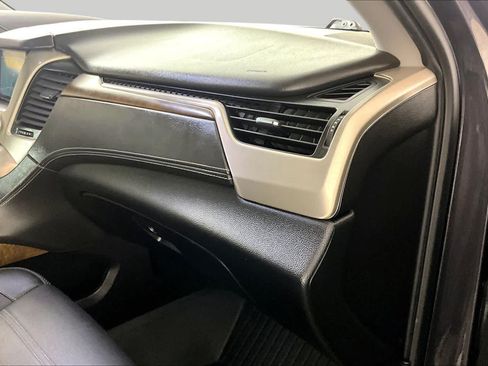 Used 2018 GMC Yukon XL Denali w/ Open Road Package RWD image 16