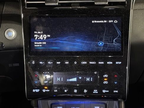 Used 2024 Hyundai Tucson Limited image 18