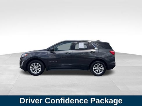 Used 2019 Chevrolet Equinox LT FWD image 2