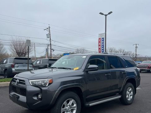 Used 2023 Toyota 4Runner SR5 image 3