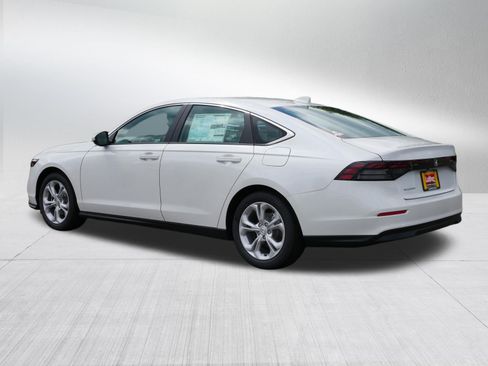New 2026 Honda Accord LX image 5