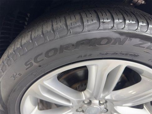 Used 2023 Land Rover Range Rover Velar S image 88