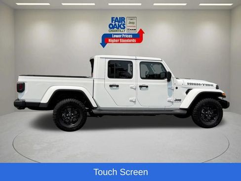 Certified 2025 Jeep Gladiator Mojave AWD/4WD image 7