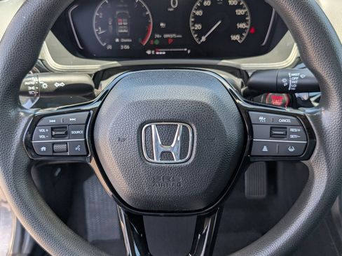 Used 2023 Honda Civic LX image 17