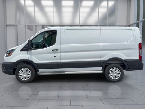 Used 2025 Ford Transit 250 Low Roof w/ Exterior Upgrade Package RWD image 3