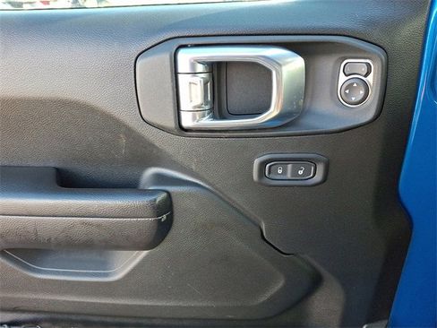 Used 2021 Jeep Wrangler Unlimited Sport image 12