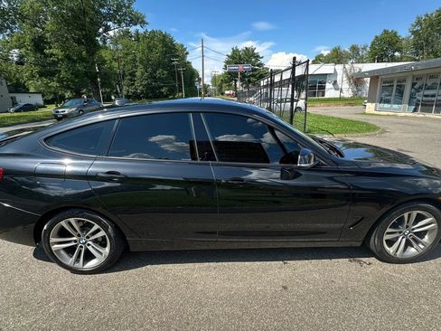 Used 2016 BMW 328i Gran Turismo xDrive AWD/4WD image 4