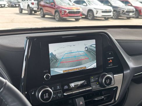 Used 2025 Toyota Highlander XSE AWD/4WD image 26