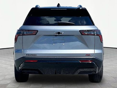 New 2027 Chevrolet Equinox RS w/ Convenience Package III FWD image 5