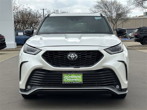 Used 2021 Toyota Highlander XSE image 7
