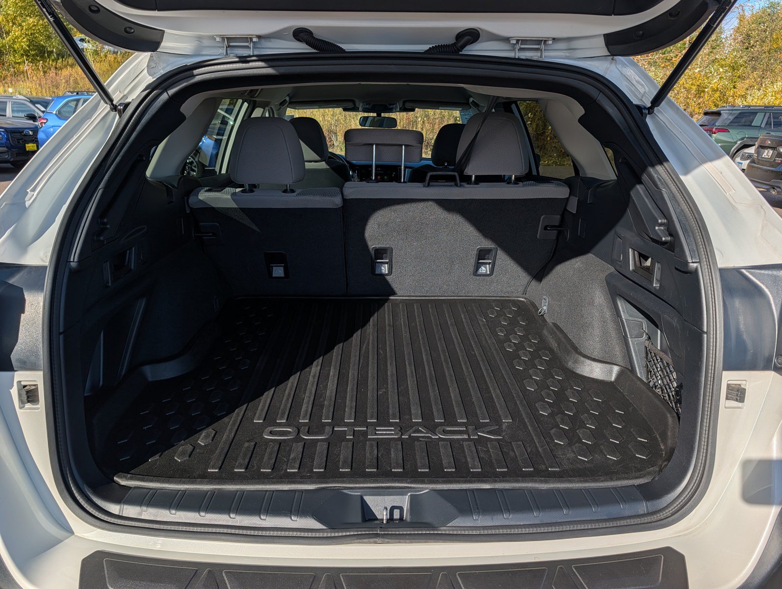 Used 2025 Subaru Outback Premium AWD/4WD image 18