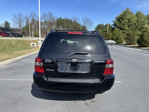 Used 2004 Toyota Highlander V6 image 7