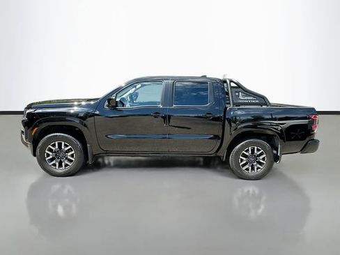 Used 2022 Nissan Frontier SV AWD/4WD image 9