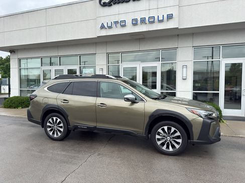 Used 2024 Subaru Outback Touring w/ Popular Package #2 AWD/4WD image 8