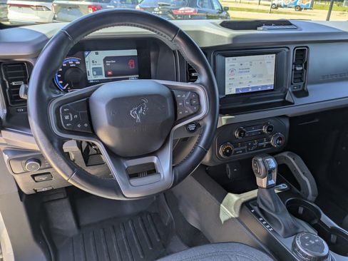 Used 2023 Ford Bronco Big Bend AWD/4WD image 10