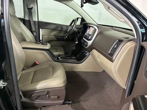 Used 2019 GMC Canyon SLT w/ Driver Alert Package image 29