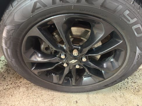Used 2020 Dodge Durango R/T w/ Blacktop Package AWD/4WD image 36