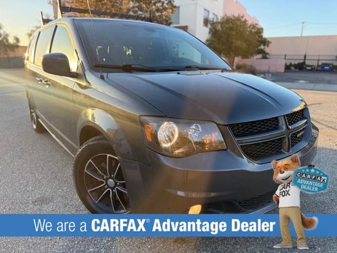 Used 2018 Dodge Grand Caravan GT FWD image 1
