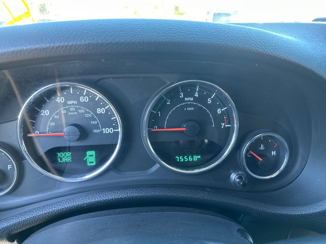 Used 2016 Jeep Wrangler Sport AWD/4WD image 8