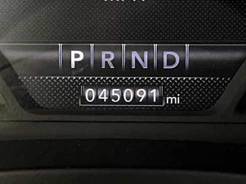 Used 2024 RAM 1500 Laramie image 6