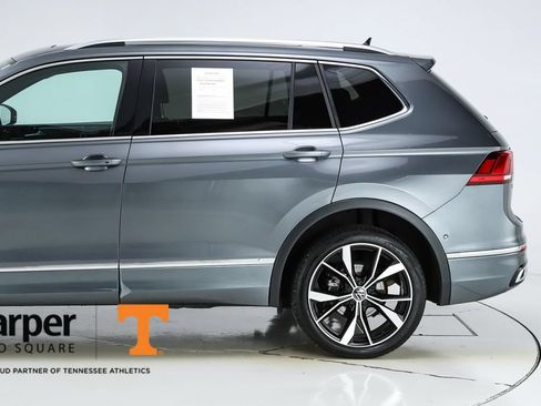 Used 2024 Volkswagen Tiguan SEL R-Line AWD/4WD image 43