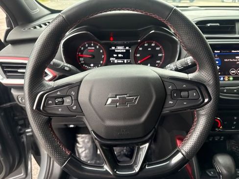 Used 2023 Chevrolet TrailBlazer RS image 11