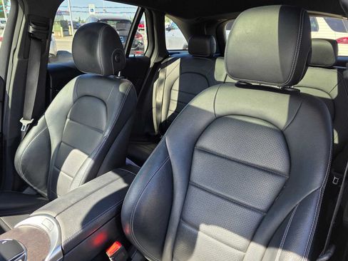Used 2020 Mercedes-Benz GLC 300 4MATIC image 21