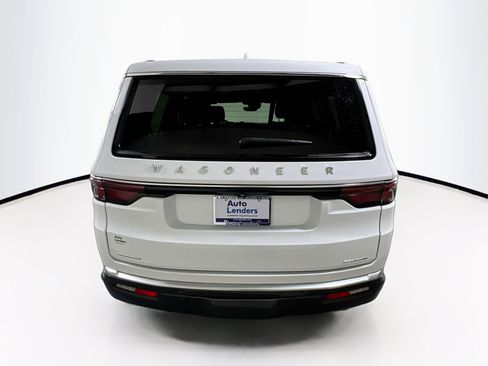 Used 2022 Jeep Wagoneer Series II w/ Convenience Group I image 6