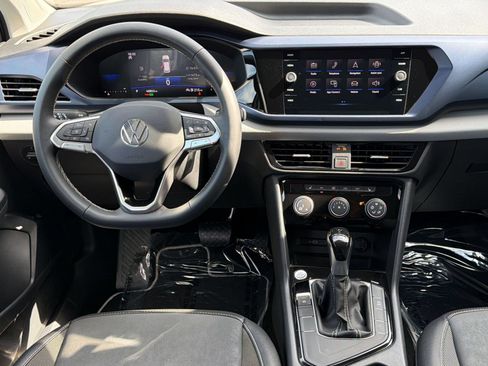 Used 2023 Volkswagen Taos SE FWD image 25