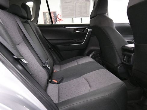 Certified 2024 Toyota RAV4 XLE image 22