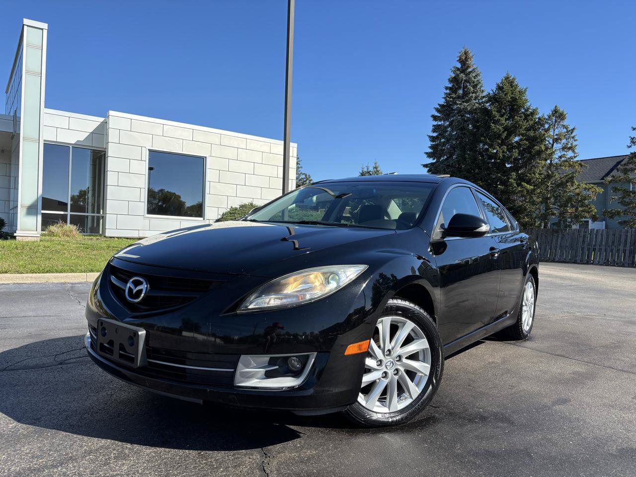 Used 2012 MAZDA MAZDA6 i Grand Touring w/ Technology Pkg FWD image 2