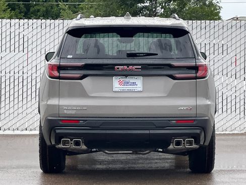 New 2026 GMC Acadia AT4 w/ Luxury Package AWD/4WD image 5