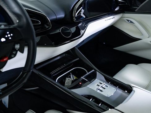 Used 2025 Ferrari Purosangue image 23