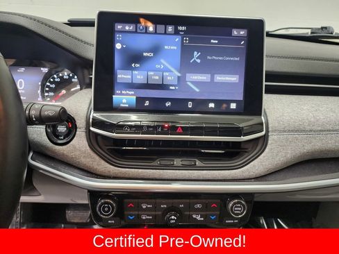 Certified 2022 Jeep Compass Latitude w/ Sun and Sound Group image 18