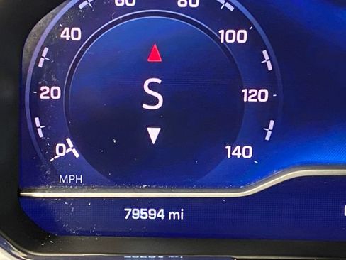 Certified 2022 Chevrolet Silverado 1500 LTZ w/ LTZ Convenience Package II AWD/4WD image 19