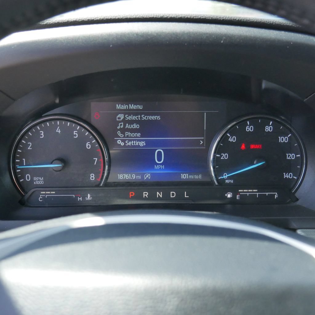 Used 2024 Ford Explorer XLT w/ Equipment Group 202A AWD/4WD image 35