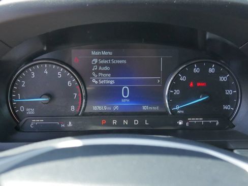 Used 2024 Ford Explorer XLT w/ Equipment Group 202A AWD/4WD image 35