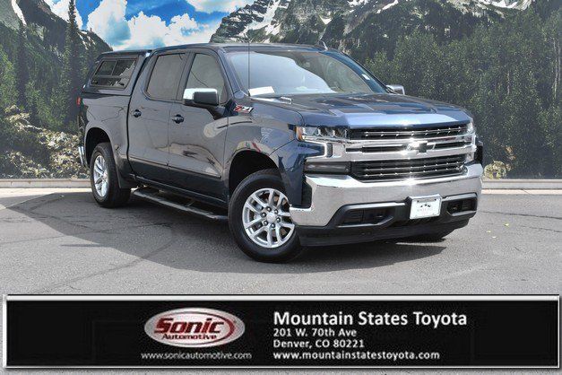 Used 2021 Chevrolet Silverado 1500 LT w/ Z71 Off-Road Package AWD/4WD image 1