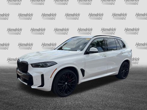 Used 2025 BMW X5 sDrive40i w/ M Sport Package RWD image 5