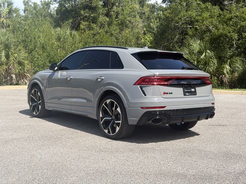 Certified 2024 Audi RS Q8 AWD/4WD image 5