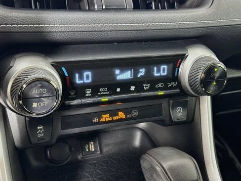 Certified 2023 Toyota RAV4 XLE FWD image 17