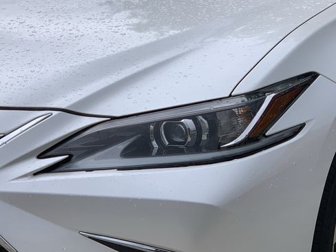 Used 2024 Lexus ES 350 w/ Accessory Package (Z1) FWD image 6