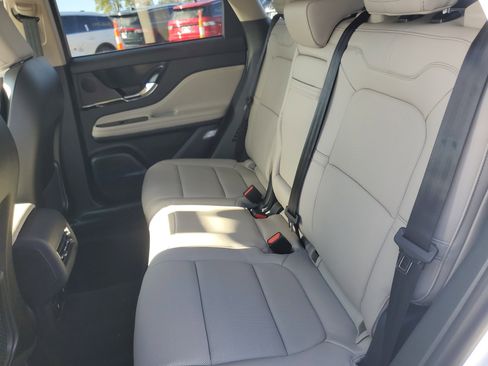 New 2026 Lincoln Corsair Reserve image 28