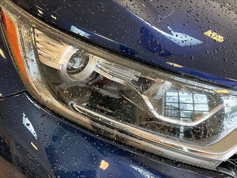 Used 2019 Honda CR-V EX image 27