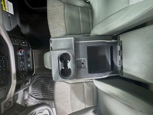 Used 2023 Ford F150 XLT image 33