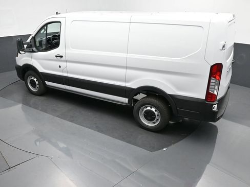 New 2025 Ford Transit 250 Low Roof image 32