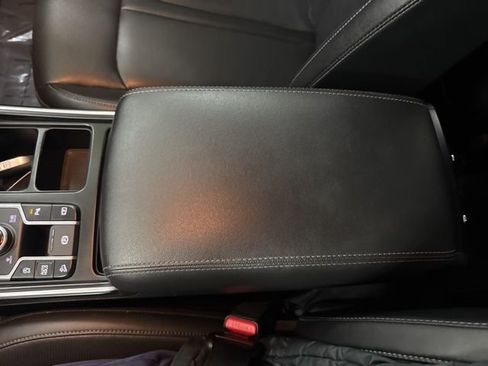 Used 2024 Kia Sorento S image 45