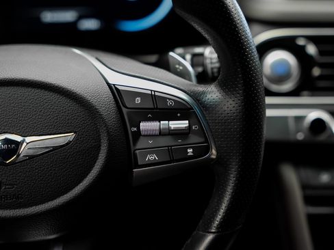 Used 2022 Genesis G70 3.3T RWD image 44