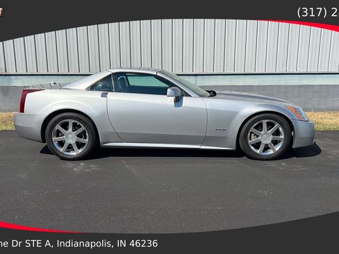 Used 2005 Cadillac XLR RWD image 1