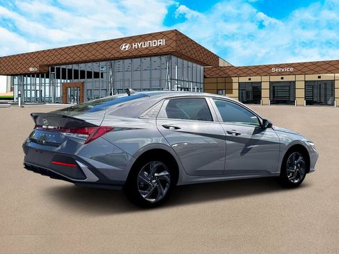 New 2026 Hyundai Elantra Sport image 8